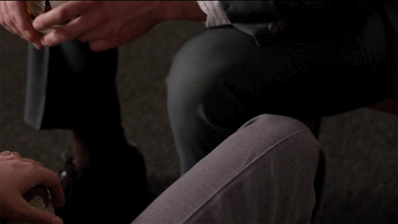 A sharp contrast to this knee-knudge heard 'round the world.